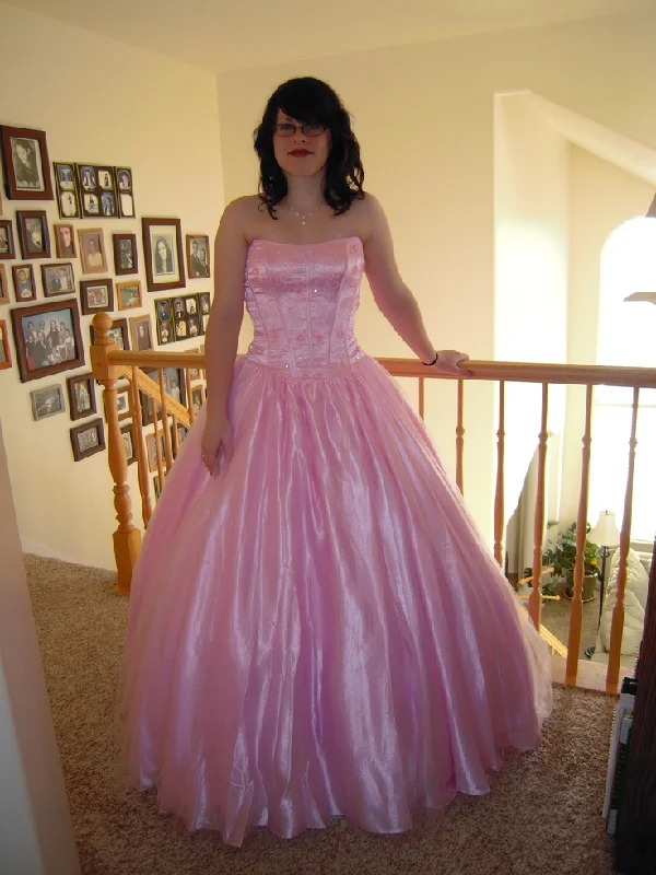 Sweet Pink Strapless Ball Gown A Line Birthday Quinceanera Dress cc2315