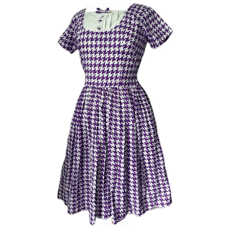 Purple and white cotton vintage 1950s dogtooth check day dress