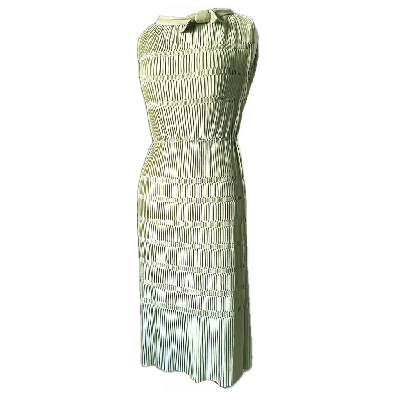 Pistachio green pleated tricel vintage 1950s day dress