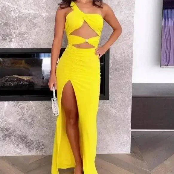 Carlin Sleeveless Whilst Contouring Maxi Dress Comfortable Pleated Maxi Dress