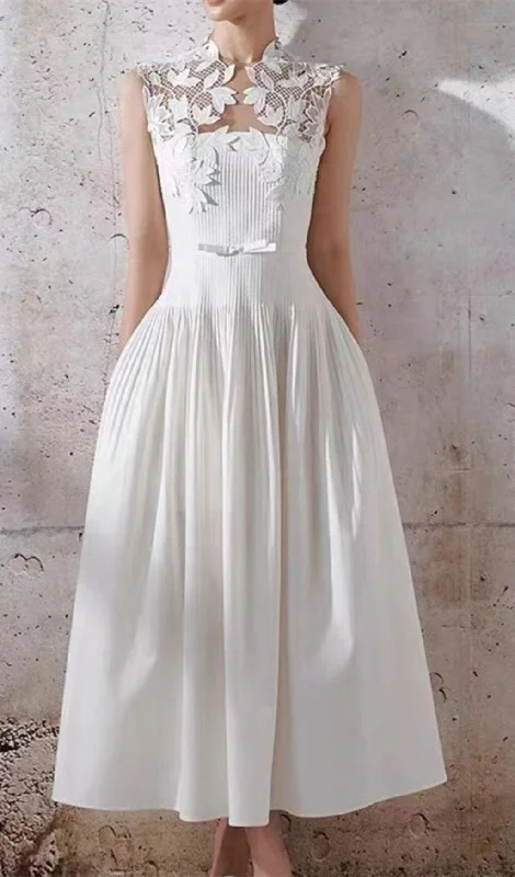 FLORAL EMBROIDERY MAXI DRESS IN WHITE Trendy Off-Shoulder Ruffle Maxi Dress