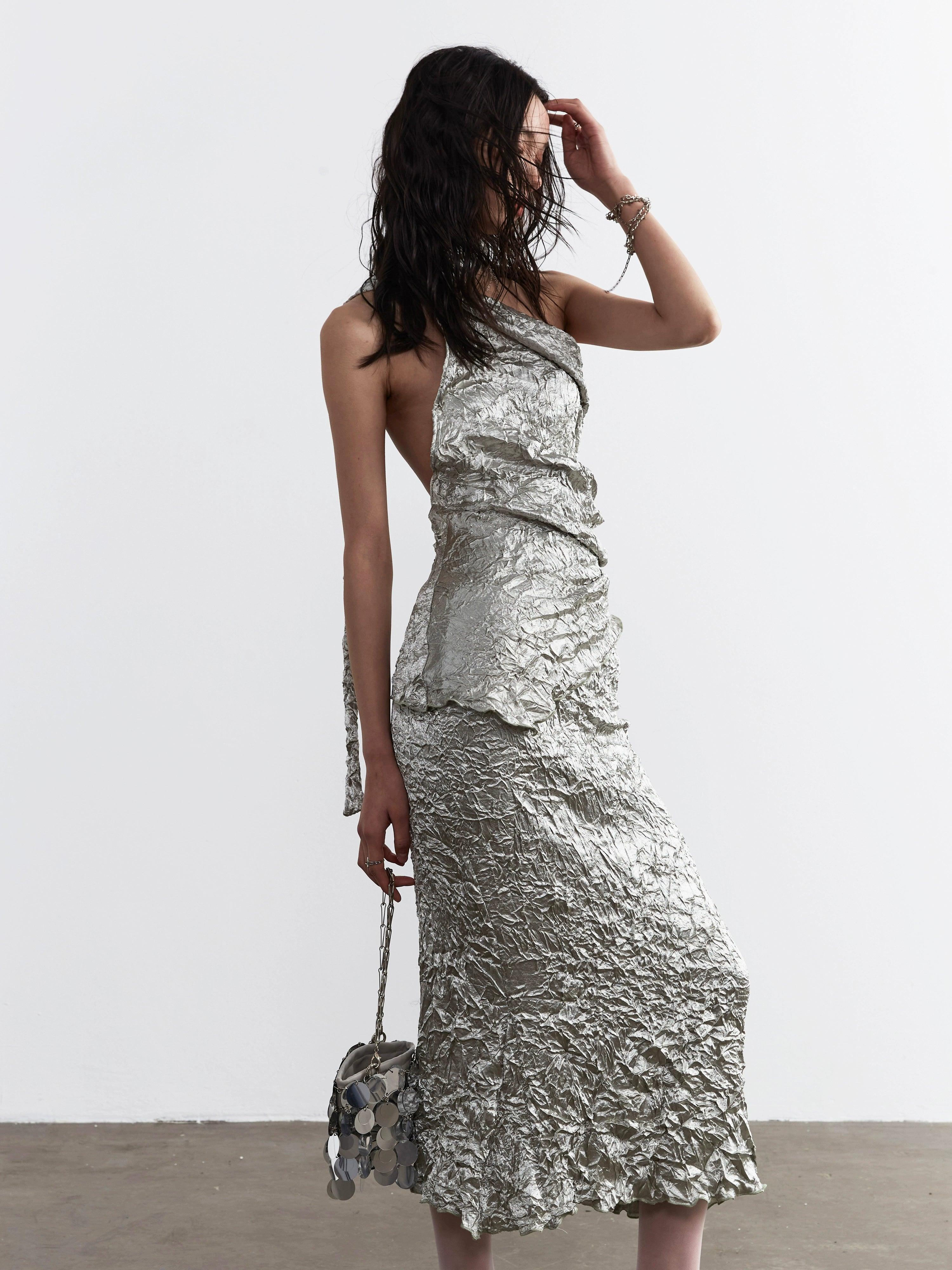 Jnylon Studio Metallic Crinkle One-Shoulder Maxi Dress - Women'S Silver Textured Evening Gown With Asymmetric Strap Trendy V-Neck Maxi Dress