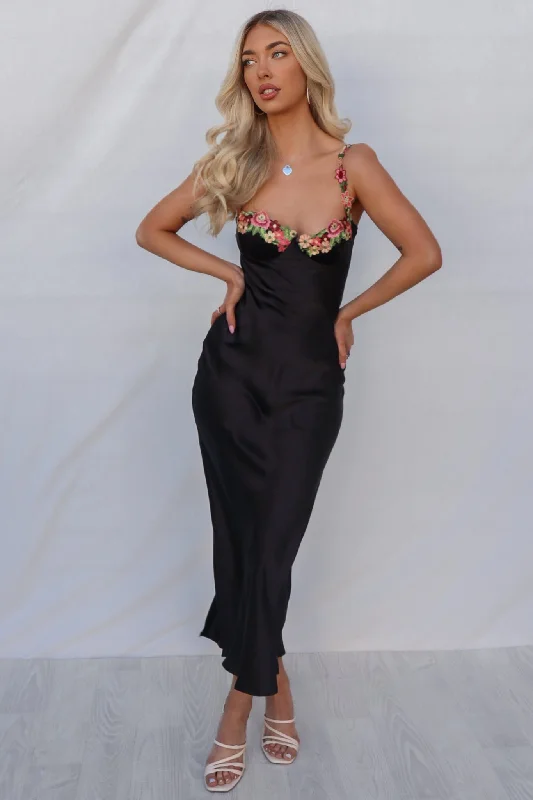 Myrtle Maxi Dress - Black Fashionable Halter Neck Maxi Dress