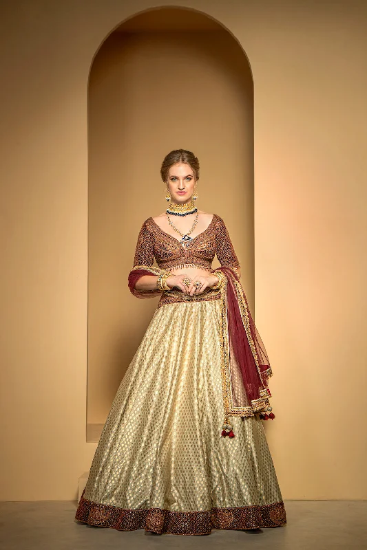 Velvet Blouse with Booti Silk skirt low waist skirt
